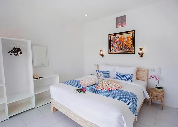 The Waterfront House 3*