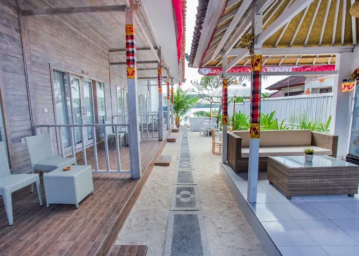 The Waterfront House Hotel Nusa Lembongan